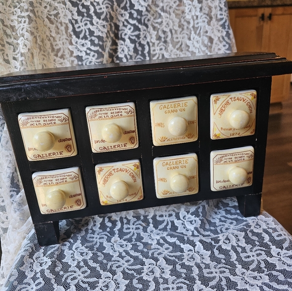 Vintage style French apothecary mini spice cabinet - Picture 2 of 16